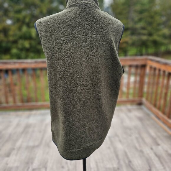 NWT Michael Kors Green Fleece Sherpa Vest Sz M - Picture 5 of 8